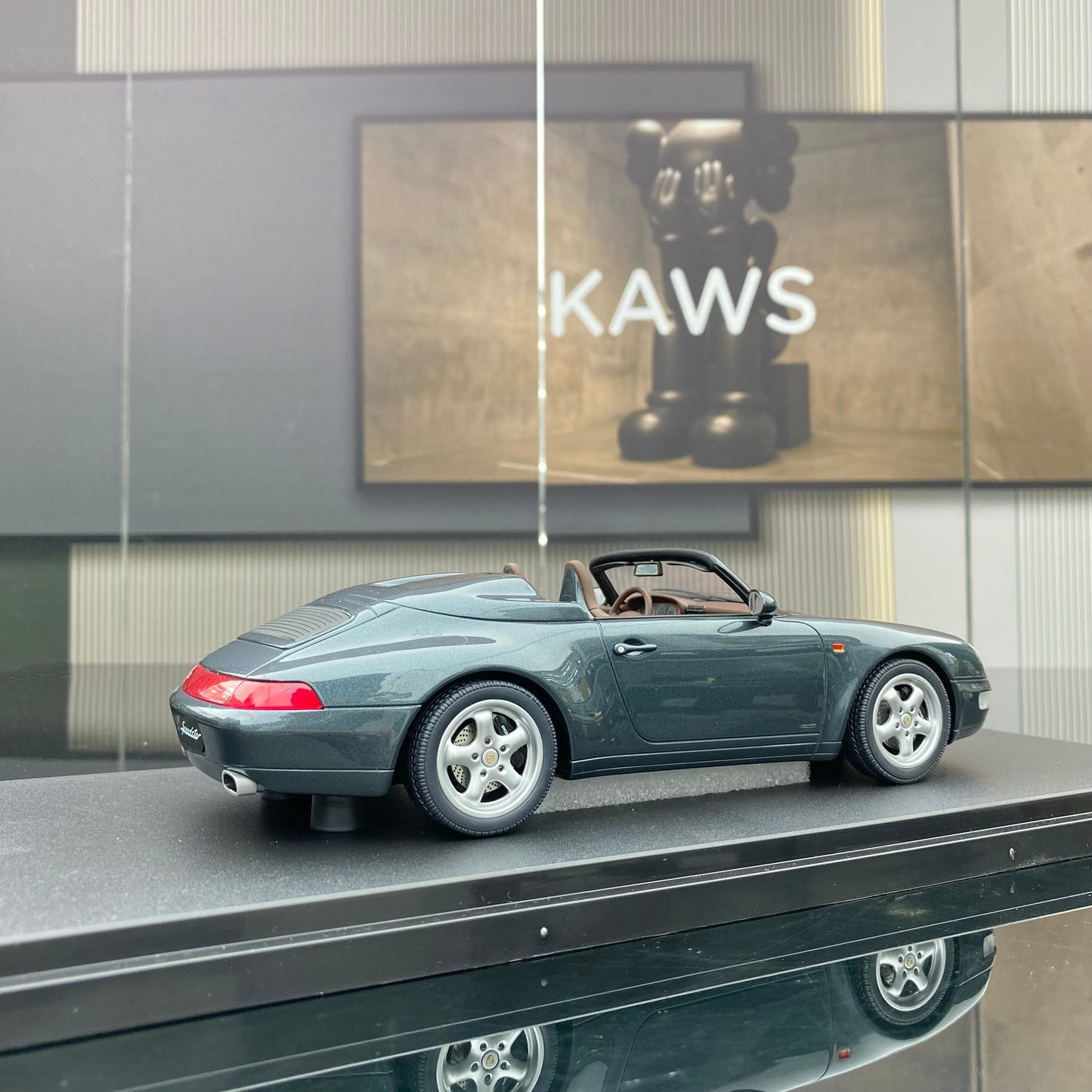 GT Spirit 1/18 Porsche 993 SPEEDSTER roadster simulation car model ornaments