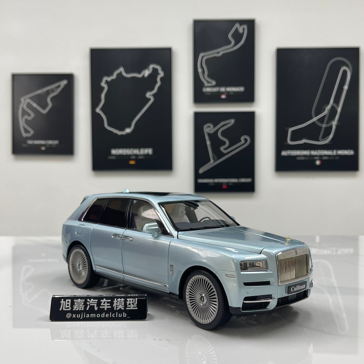 ZP 1/18 Rolls-Royce Cullinan BB Fishing Seat Edition Metallic Blue Alloy Simulation Model Car