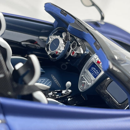 HH Model 1/18 Pagani Huayra – Matte Blue & Carbon Black (HH663)