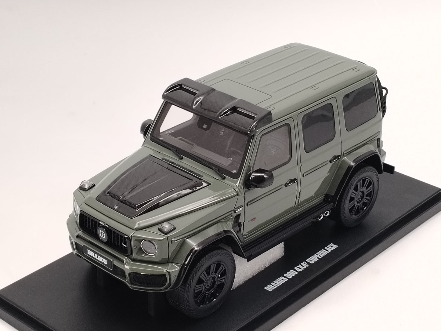 GT Spirit 1/18 Brabus 800 4X4 STEALTH Green Resin Car Model