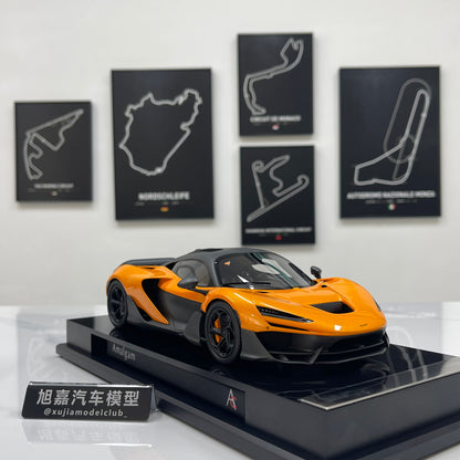 Amalgam 1:18 McLaren W1 (Orange) M6350-SC1