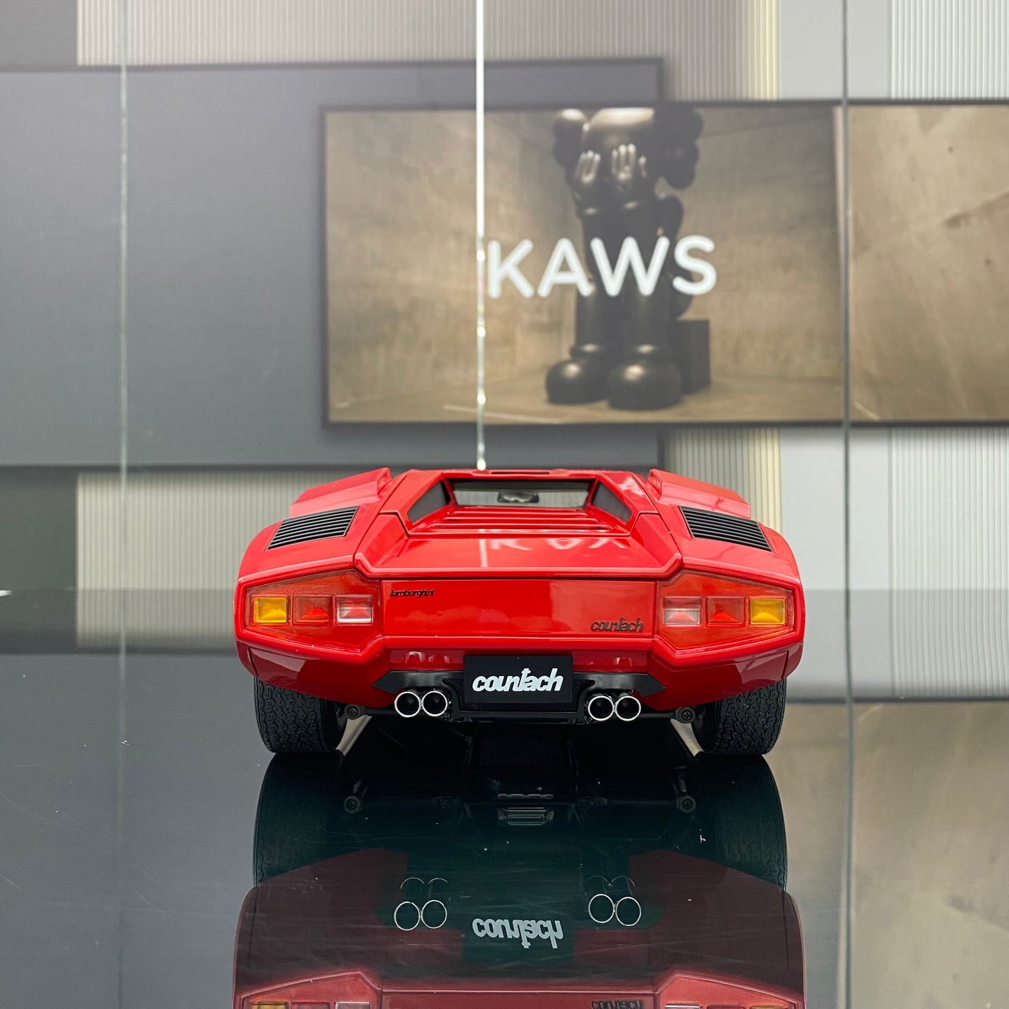 Lamborghini Countach LP400 rojo, modelo de coche de aleación Kyosho a escala 1/12