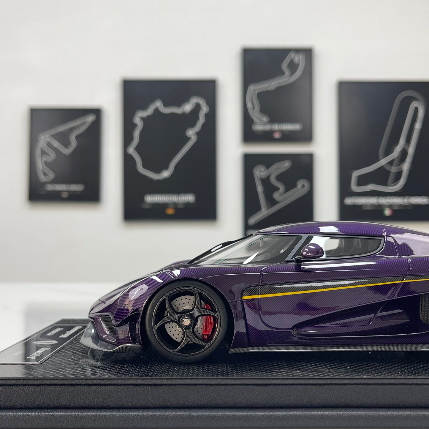 FRONTIART 1/18 Koenigsegg Regera Carbon Purple Limited Edition Model Car