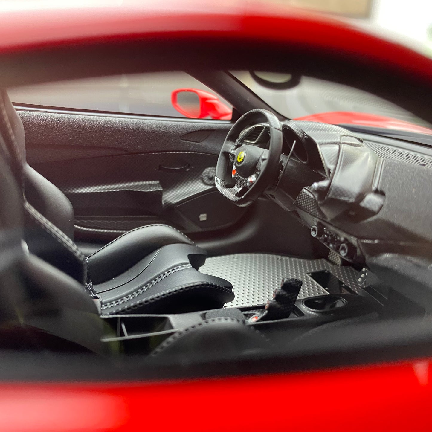 BBR 1/18 Ferrari 488 Pista Standard Red Resin Sealed Car Model Ornaments