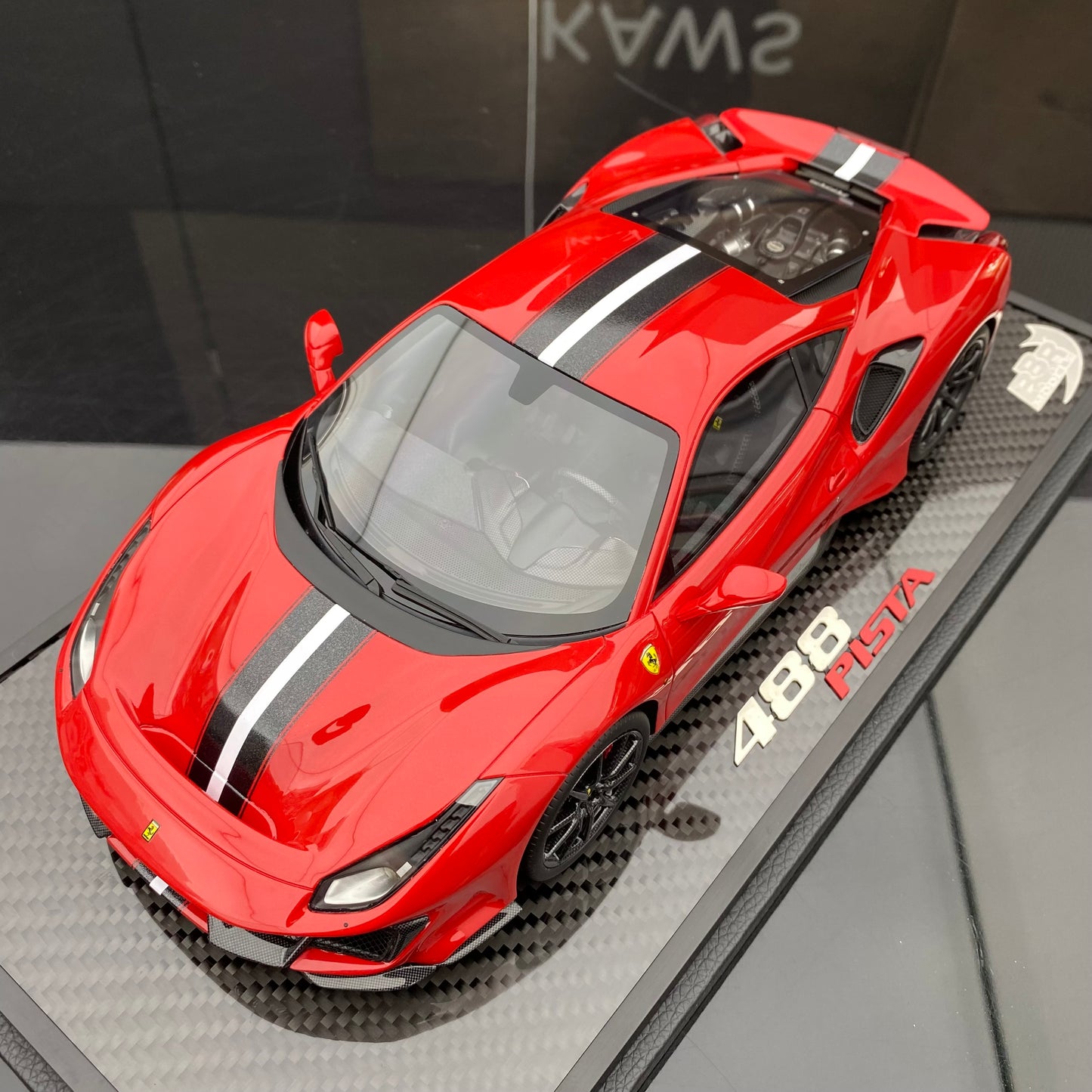 BBR 1/18 Ferrari 488 Pista Standard Red Resin Sealed Car Model Ornaments