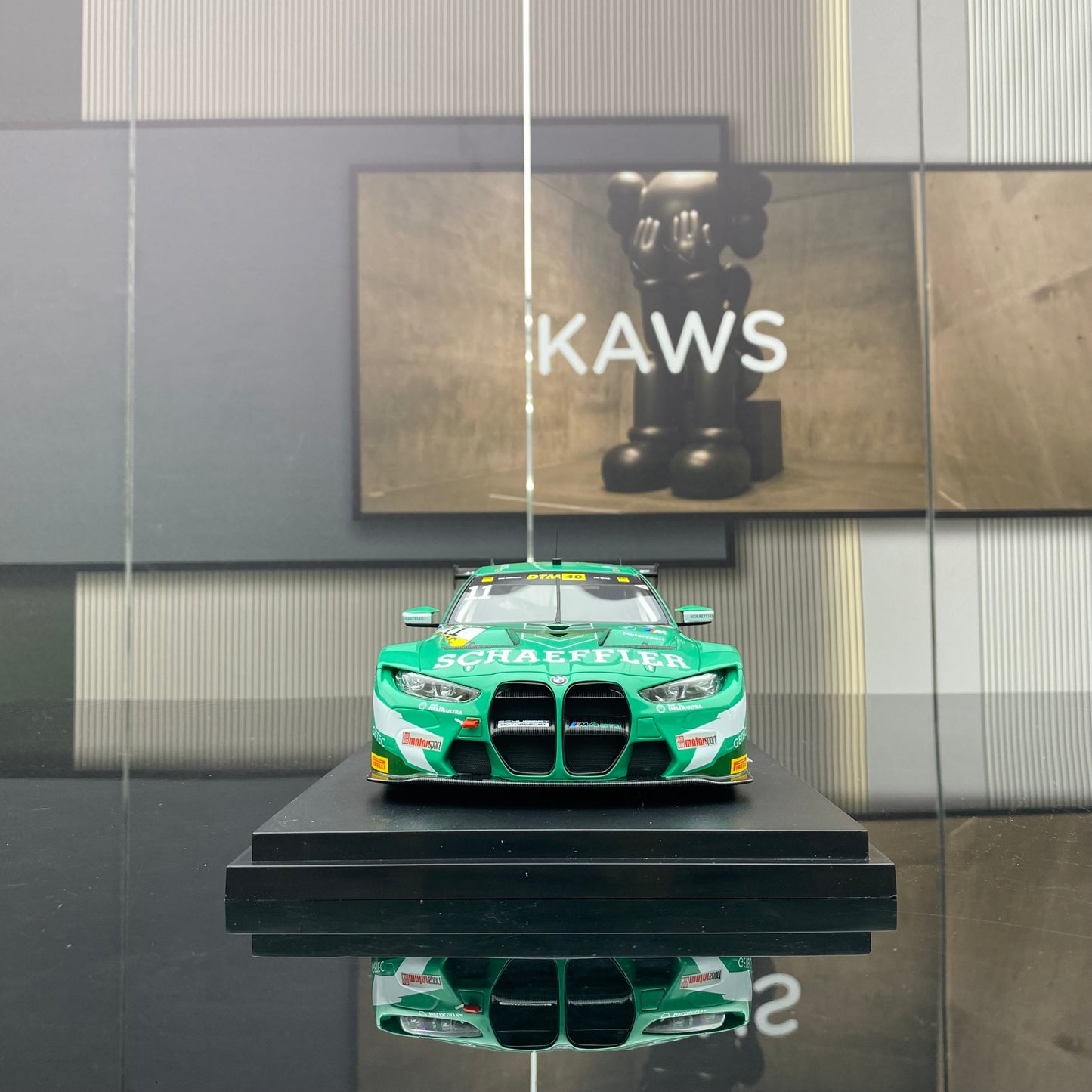 Topspeed 1/18 BMW M4 GT3 #11 Motorsport DTM simulation car model ornaments