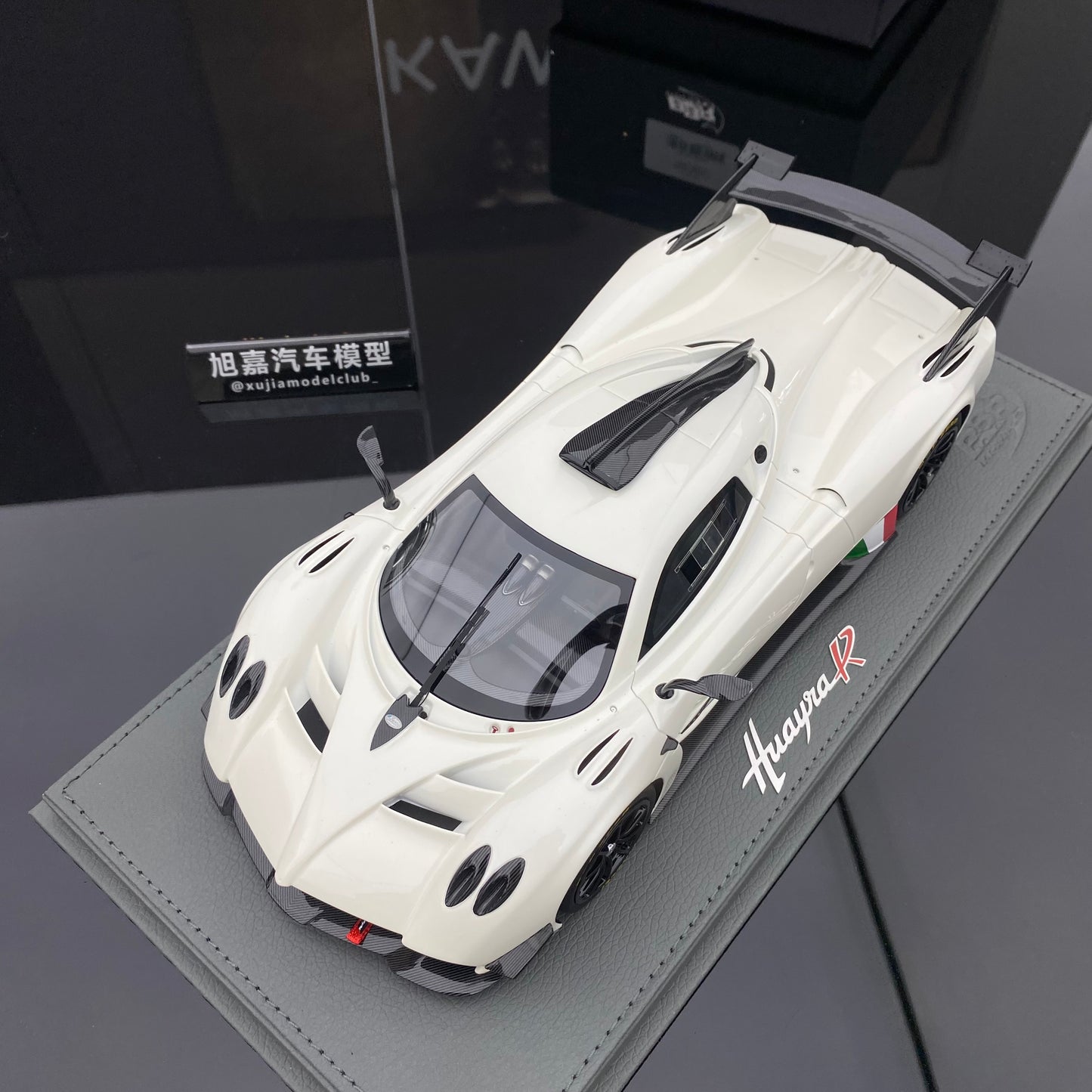 BBR 1/18 Pagani Huayra R limited edition car model ornament gift