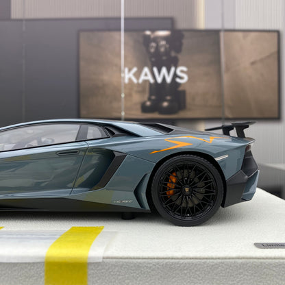 MAKE UP 1/18 Lamborghini Aventador LP750-4 SV limited edition car model