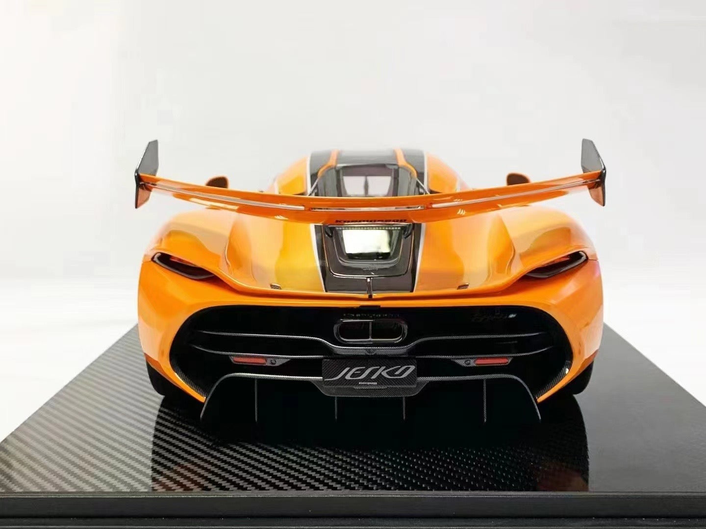 Frontiart 1/8 Koenigsegg JESKO high-end simulation car model ornament gift