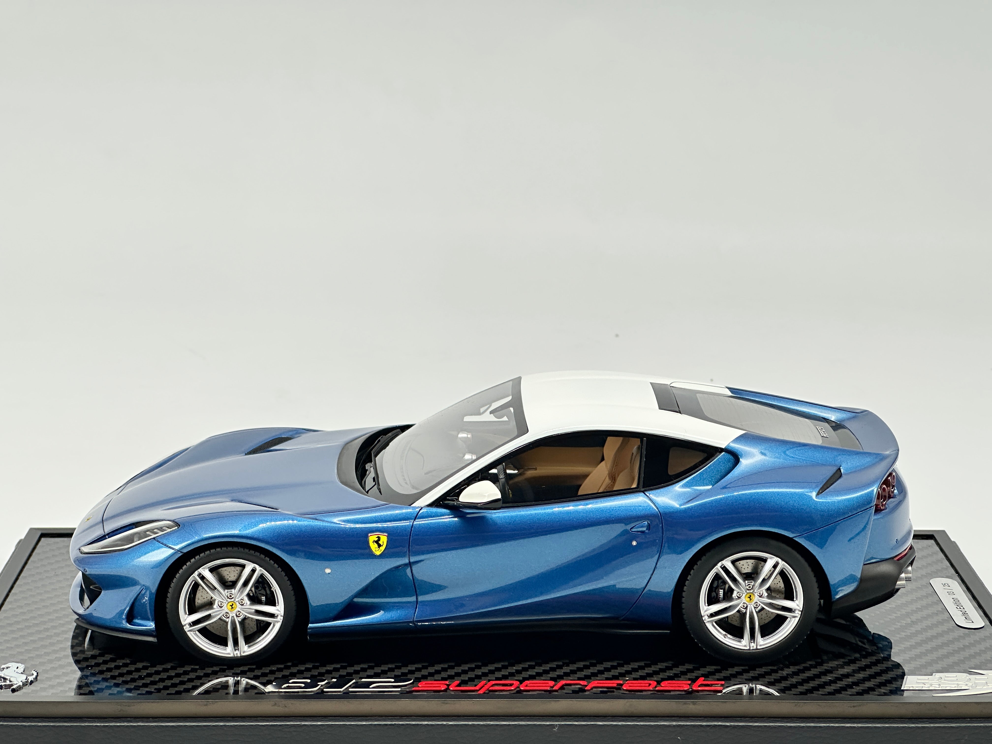 BBR 1/18 Ferrari 812 Superfast Light Metallic Blue Limited
