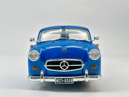 IVY 1/18 Mercedes Benz RENNTRANSPORTER Blue Wonder Blue Alloy Closed Car Model