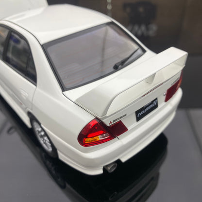 MOTORHELIX MH 1/18 Alloy Car Model Mitsubishi Lancer EVO 4th Generation Ornaments