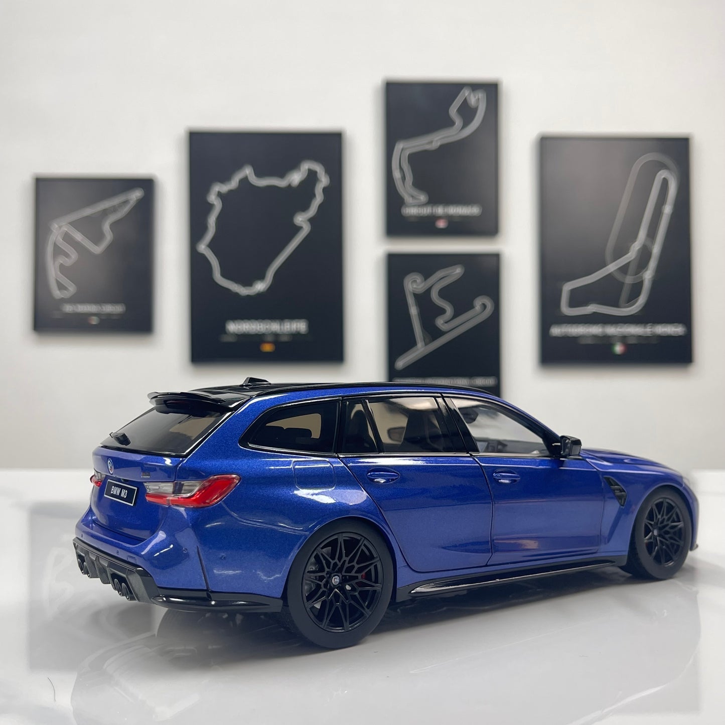 TSM MODEL 1/18 BMW M3 Touring M Portimao Blue TSM181029