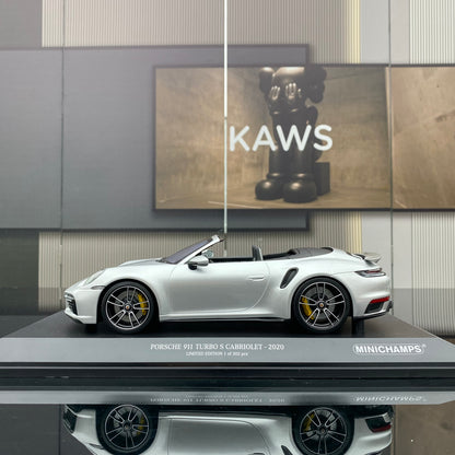 minichamps 1/18 Porsche 911 Turbo Convertible Alloy Closed Car Model