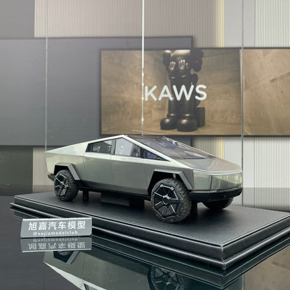 TOP Marques 1:18 Tesla Cybertruck resin car model