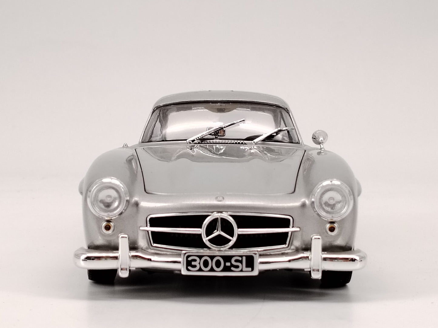 MINICHAMPS 1/18 Mercedes Benz 300SL alloy car model