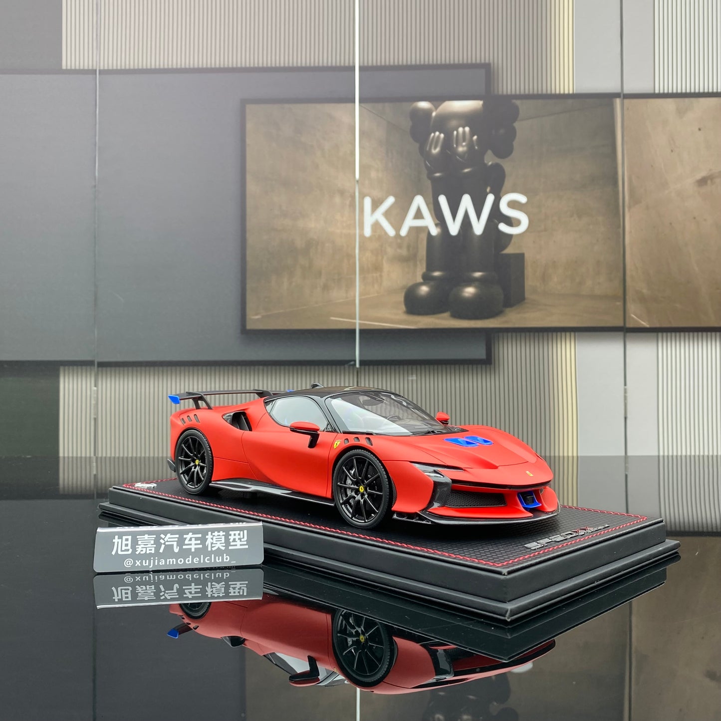 Ferrari SF90 XX Stradale, edición limitada, modelo coleccionable, escala 1/18