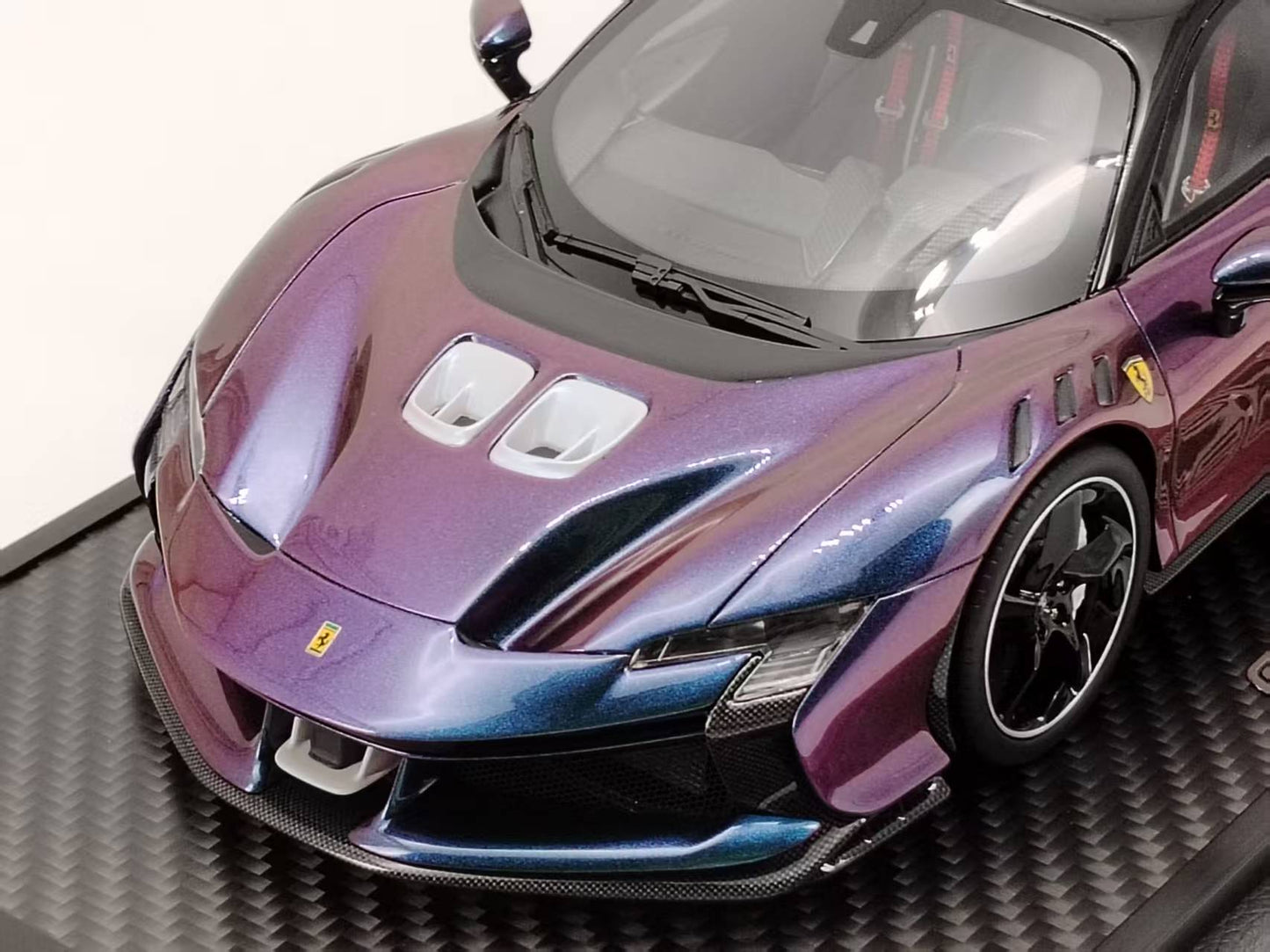BBR 1/18 Ferrari SF90 XX Stradale Color-Changing Purple Resin Model Car P18237CHA1