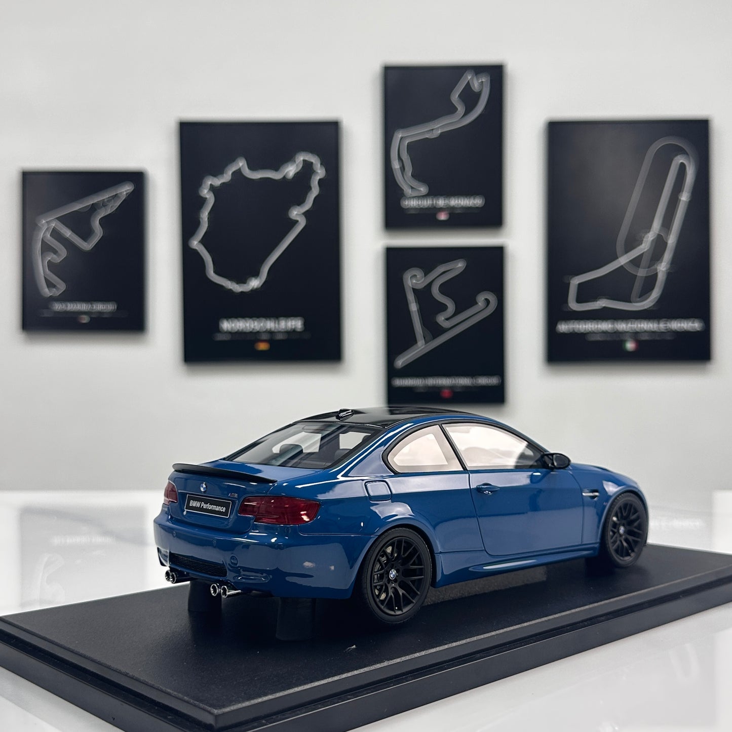 GT Spirit 1/18 BMW M3 E92 Blue GT941