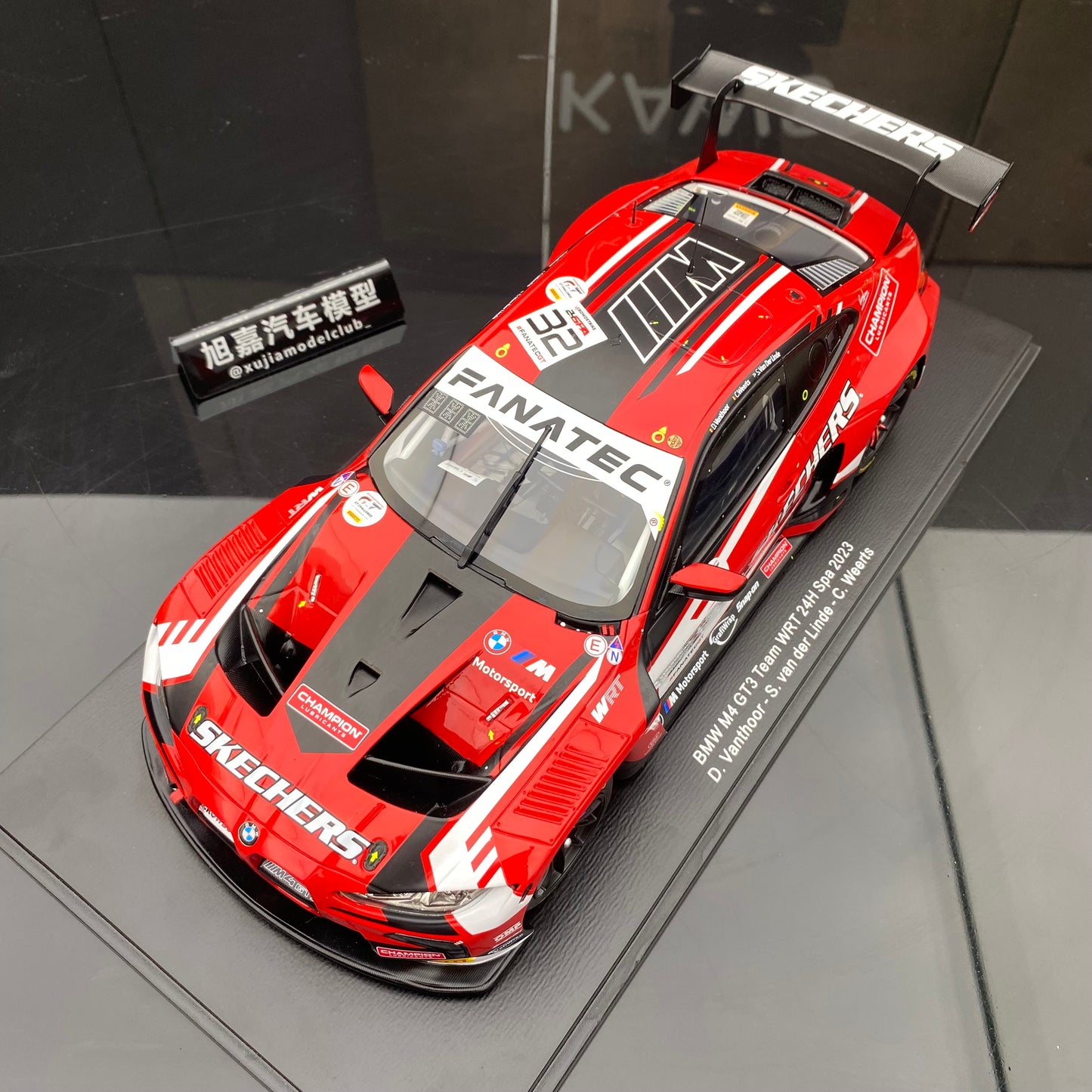 SPARK 1/18 BMW M4 GT3 WRT Team 2023 Spa Endurance Race No. 32 Red Paint Simulation Car Model Ornament