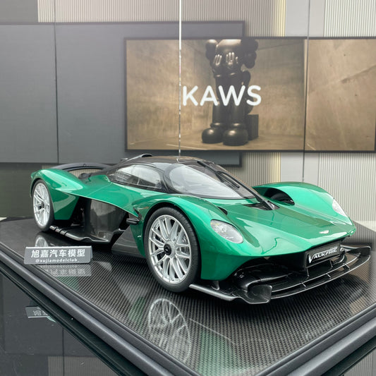 FRONTIART 1/8 Aston Martin Valkyire British Green FA Limited Edition Model
