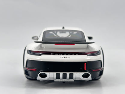 MINICHAMPS 1/18 Porsche 911 DAKAR White Alloy Car Model
