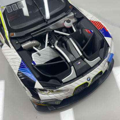 MINICHAMPS 1/18 BMW M4 GT3 TEAM WRT 12H BATHURST 2025 White Paint 110252046