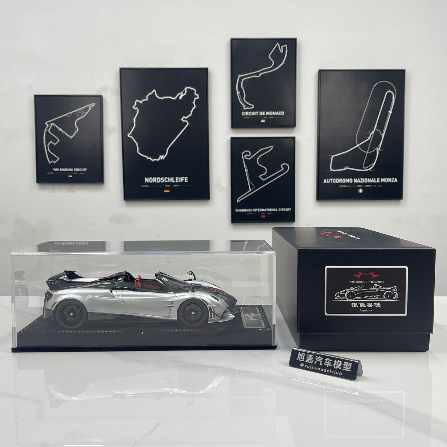 HH Model 1/18 Pagani Huayra Silver & Black Carbon HH662