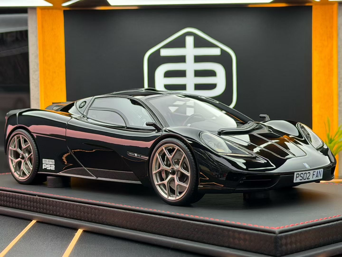 MEKO MODEL 1:18 GMA T50 - Black - Limited to 26 units