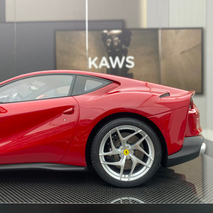 Amalgam 1/12 Ferrari 812 SUPERFAST Red Simulation Car Model