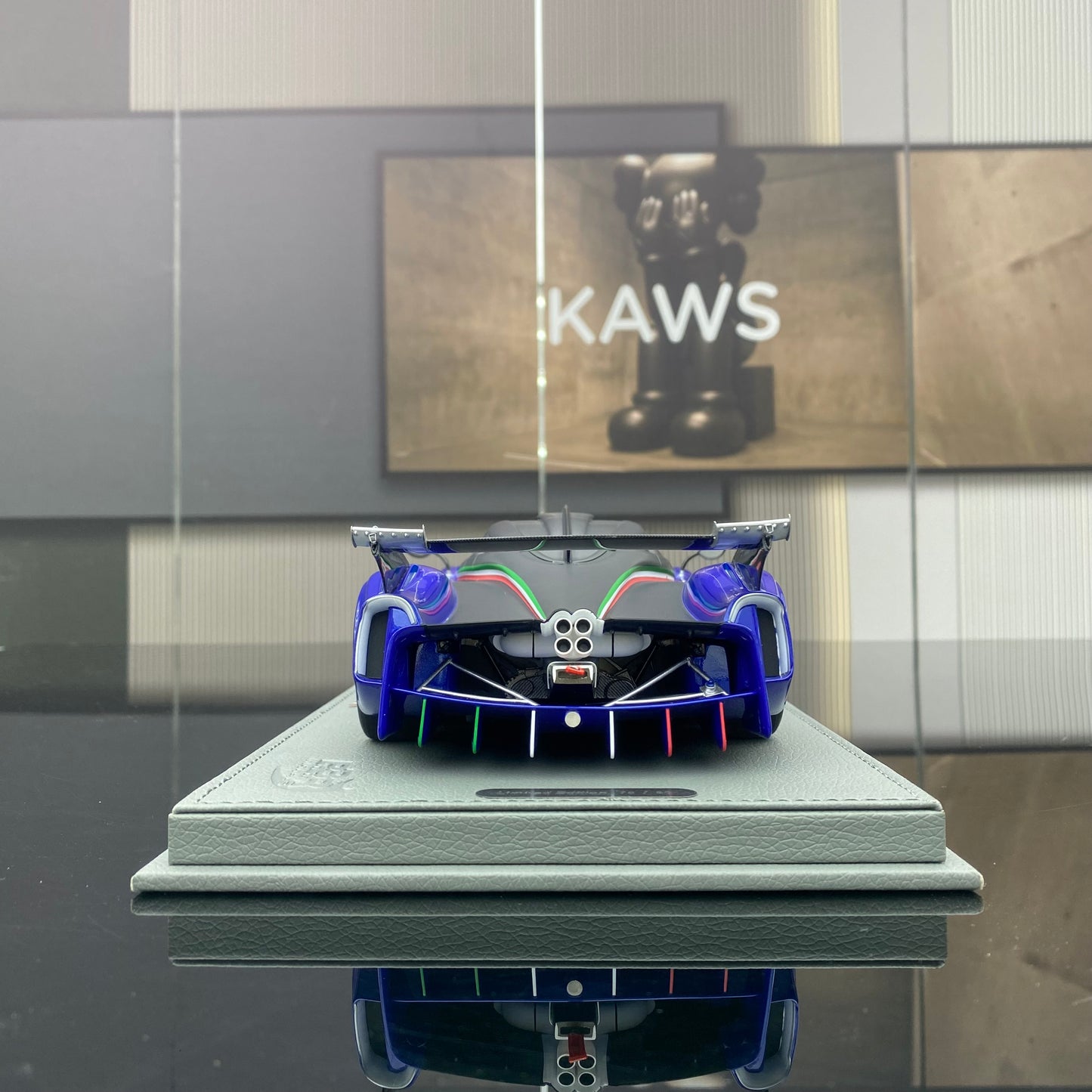 BBR 1/18 Pagani Huayra R blue simulation car model ornaments