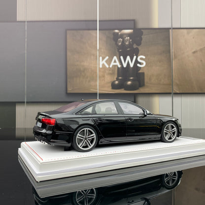 IVY Tailor 1/18 AUDI Audi S6 Sedan resin car model birthday gift ornament