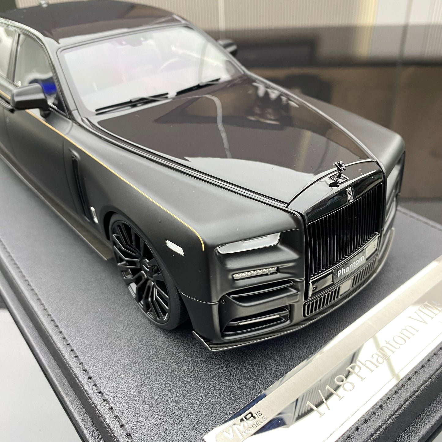 VMB 1/18 Rolls-Royce Phantom Matt Black Glossy Black Double Color Matching Limited Edition Car Model Ornament
