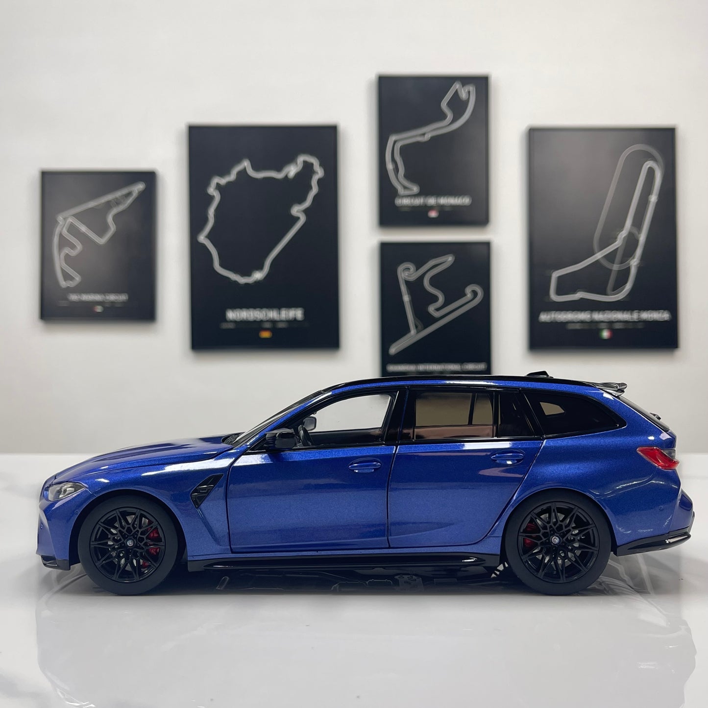 TSM MODEL 1/18 BMW M3 Touring M Portimao Blue TSM181029
