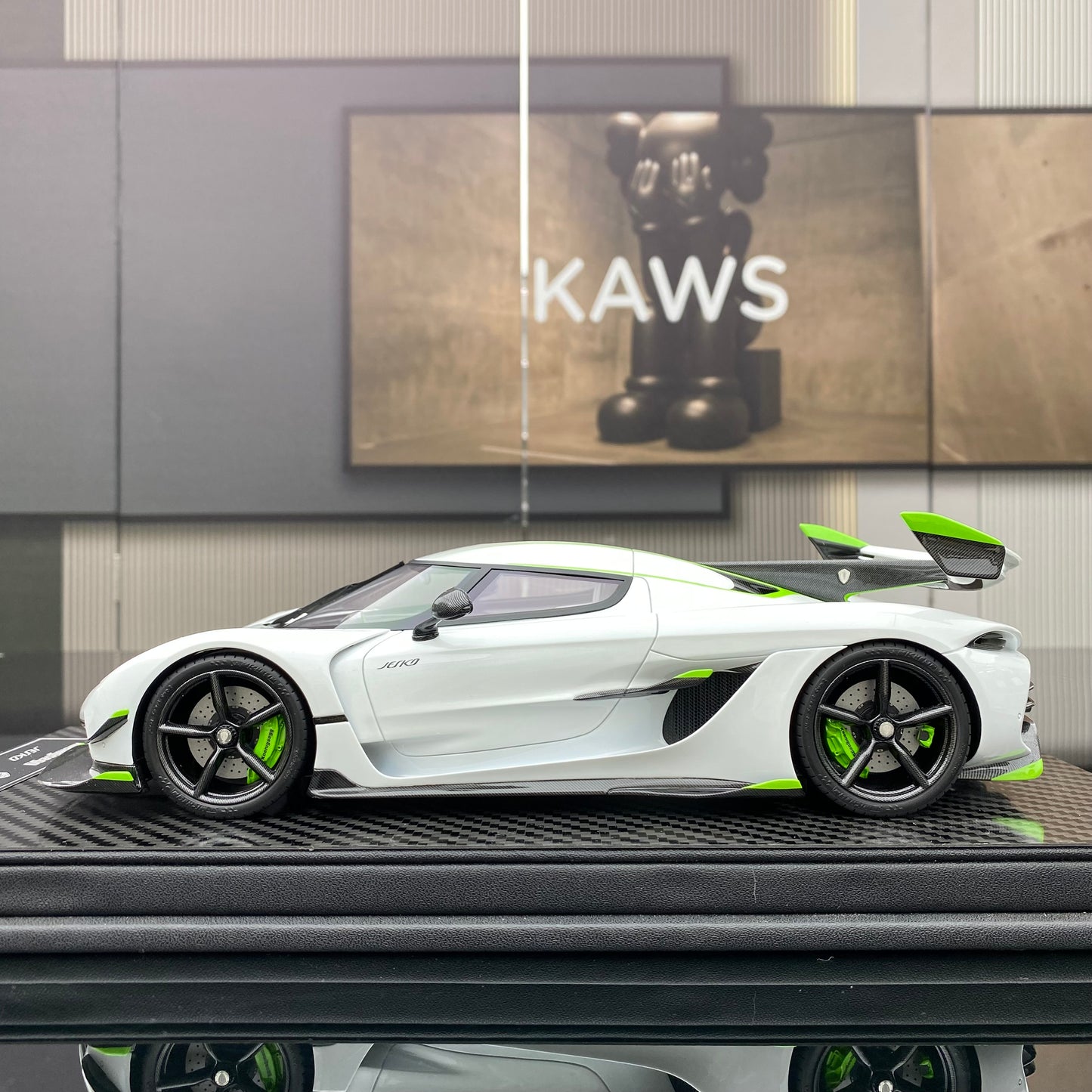 FRONTIART FA 1/18 Koenigsegg Jesko white limited edition car model ornament