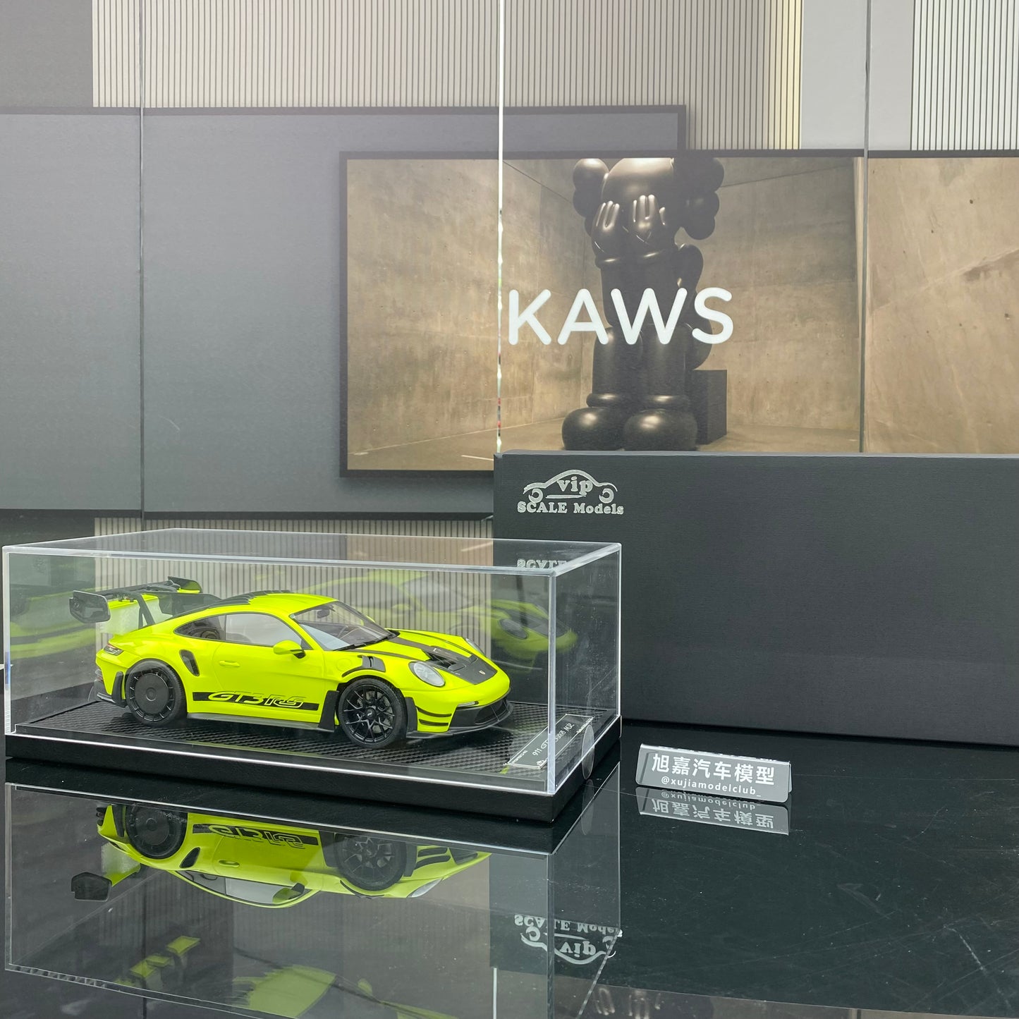 VIP Scale Models 1/18 Porsche 911 GT3RS Modified Car Model Ornaments Gift