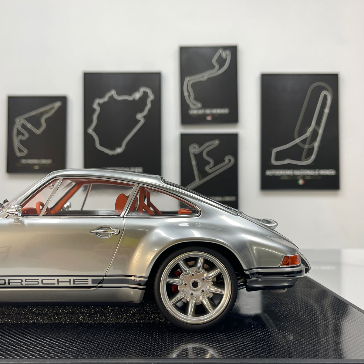 IVY 1/12 Porsche Singer Silver IVY249