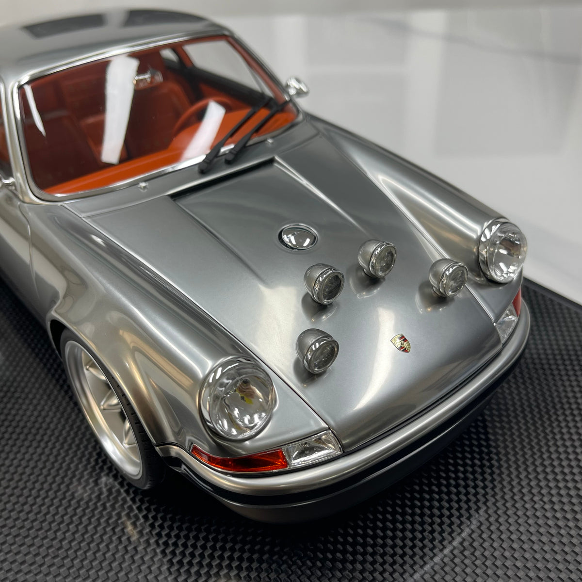 IVY 1/12 Porsche Singer Silver IVY249