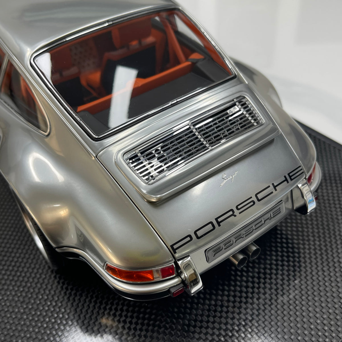 IVY 1/12 Porsche Singer Silver IVY249