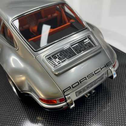 IVY 1/12 Porsche Singer Silver IVY249