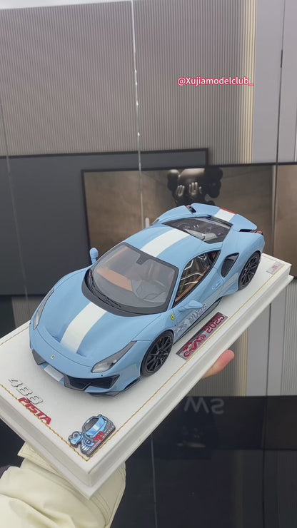 MR 1/18 2025 Year of the Snake Edition Ferrari 488 pista Plata Blue car model