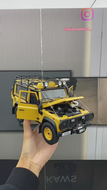 KYOSHO 1/18 Land Rover Defender 90 Camel Cup Alloy Fully Open Simulation Car Model Collection