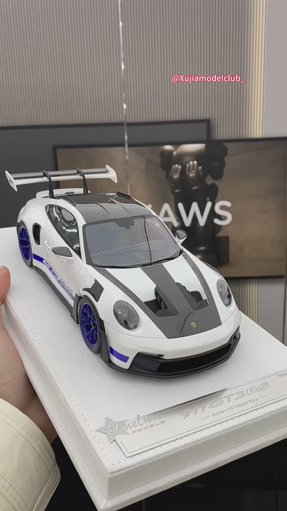 FuelMe 1/18 Porsche 992 GT3RS white blue wheels simulation car model